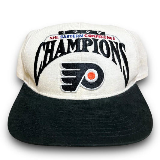 Vintage 1990s Starter Philadelphia Flyers 1997 Eastern Conference Champions White Embroidered Snapback Hat - One Size