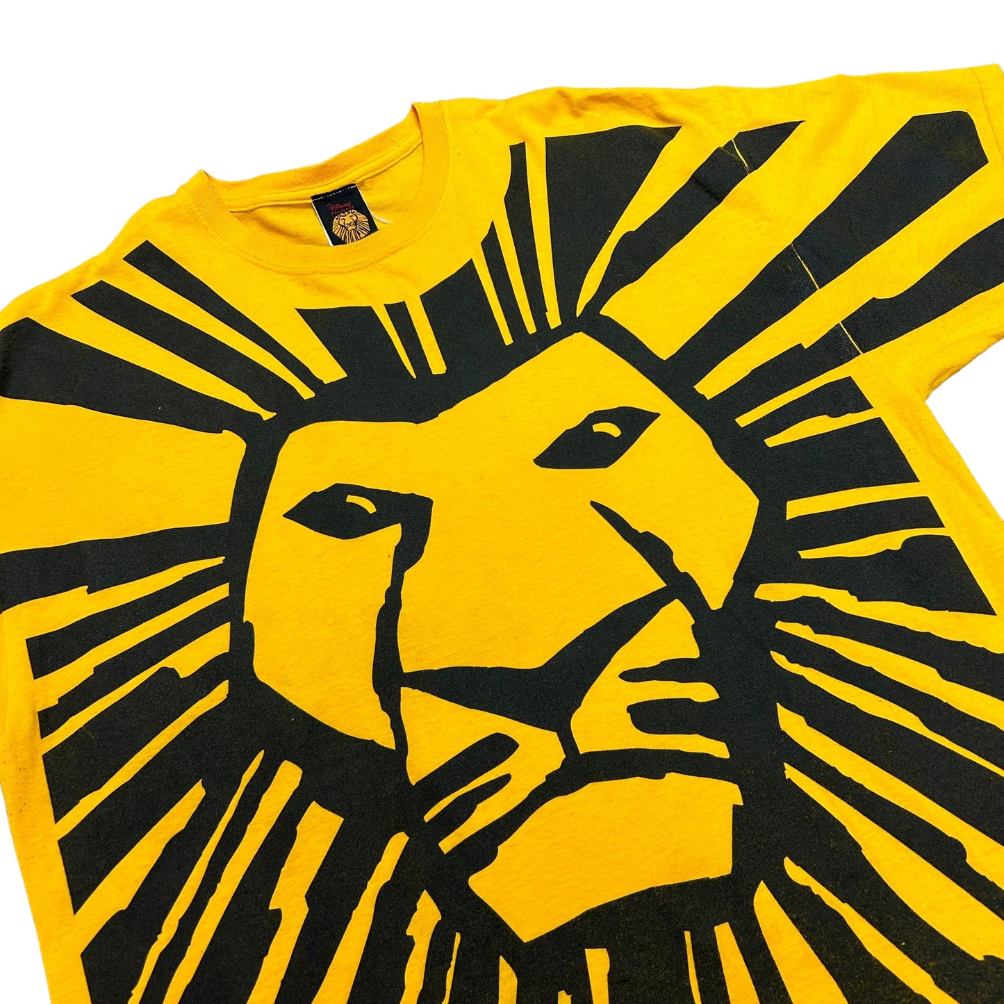 Early 2000s The Lion King On Broadway Yellow All Over Print Graphic T-Shirt - Size XL (Boxy Fit)